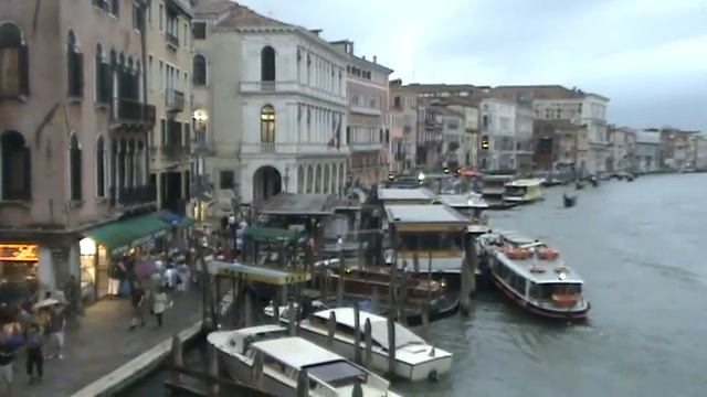 Venice - Rialto Bridge (Venezia - Ponte Di Rialto)