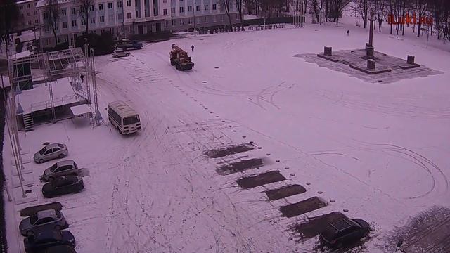 Новогодняя Елка приехала в город смотреть онлайн