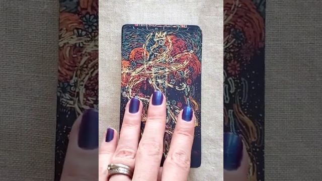 Prisma Visions Tarot Flip Through - 6th Edition смотреть онлайн