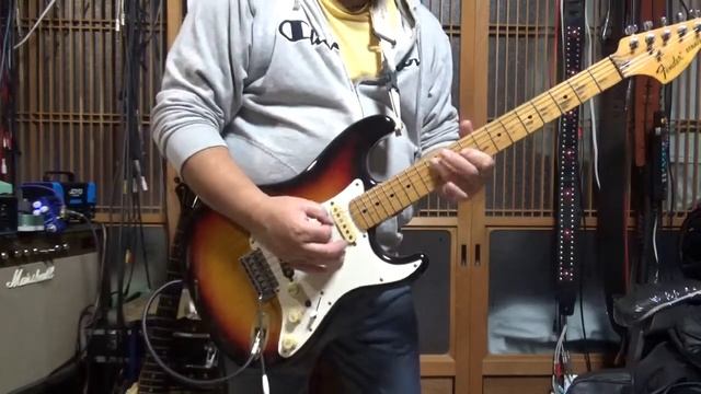 Fender Japan CST-50M E-Serial＆ Line6 POD-HD300 смотреть онлайн