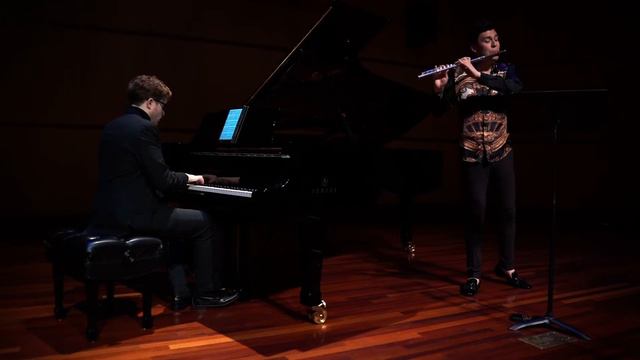 Philippe Gaubert: Sonate in A major, III. Allegro moderato смотреть онлайн
