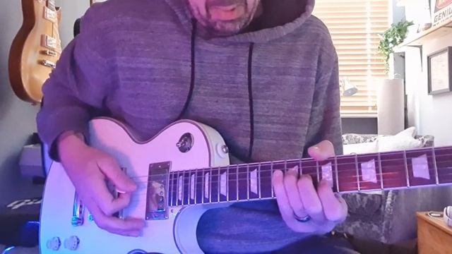 Van Halen '1984' Synth Intro Guitar Cover using Line6 Helix & a Boss SY-1 in a loop. смотреть онлайн