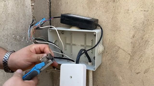 УСТАНАВЛИВАЕМ ДОМОФОНЫ ПРАВИЛЬНО И БЕЗОПАСНО смотреть онлайн