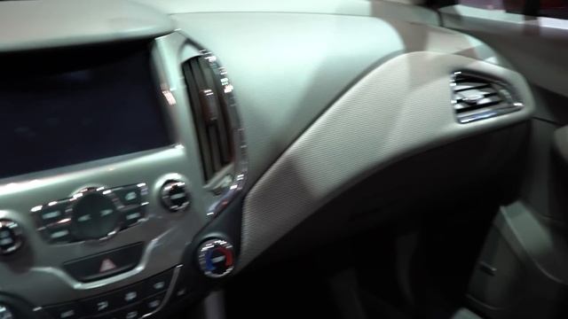 2016 Chevrolet Cruze Walkaround смотреть онлайн