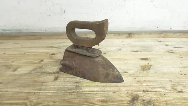 Antique Ox-Tongue Iron