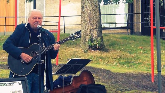 PIERRE STRÖM "Rätten till ett eget liv" (Victor Jara översättning) Viscafe Hökarängen Augusti 2017 смотреть онлайн