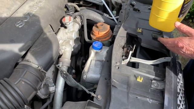Cómo cambiar los fluidos en un Suzuki Grand Vitara con mi abuelo parte 8 смотреть онлайн