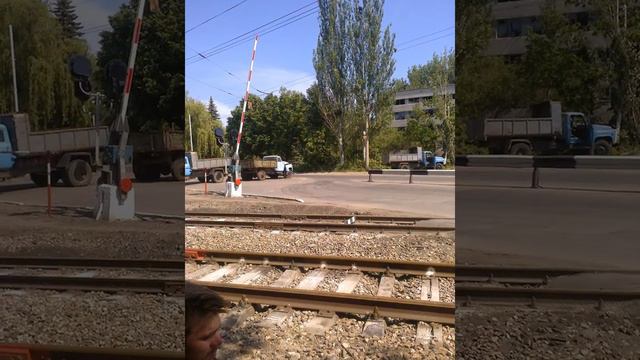 СЛАВЯНСК подборка фото после обстрела! смотреть онлайн