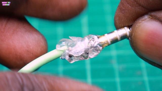 Awesome Trick Headphone Jack Fix смотреть онлайн