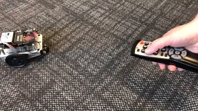 cyber:bot with Infrared Remote Control смотреть онлайн