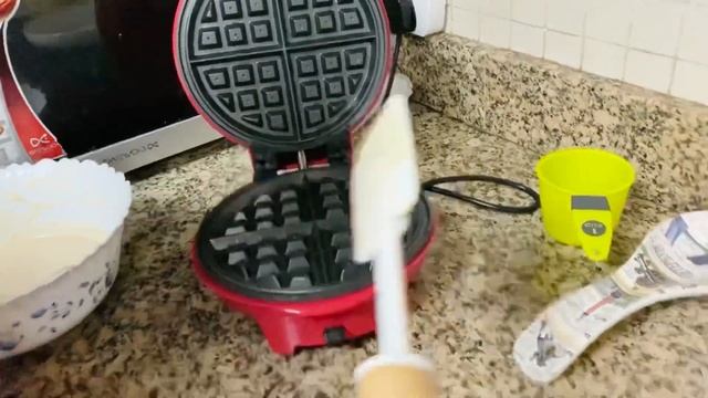 Eggless Whole-wheat quick Waffles ? | With and without waffle maker | 2 ways to decorate too смотреть онлайн