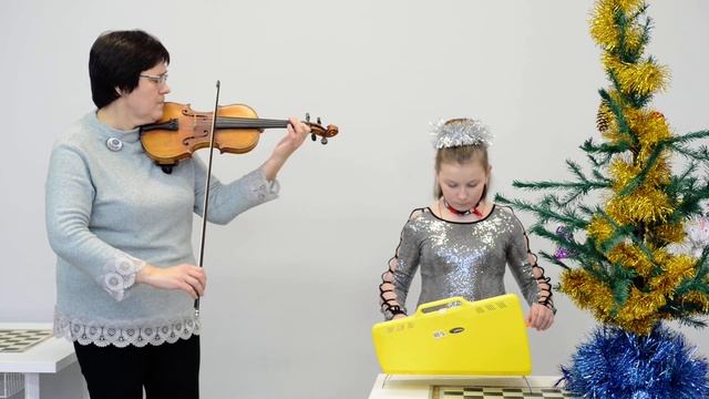 Пильгаева Виктория. «Щедрик» Укр.нар.песня, обр. Н. Леонтовича смотреть онлайн