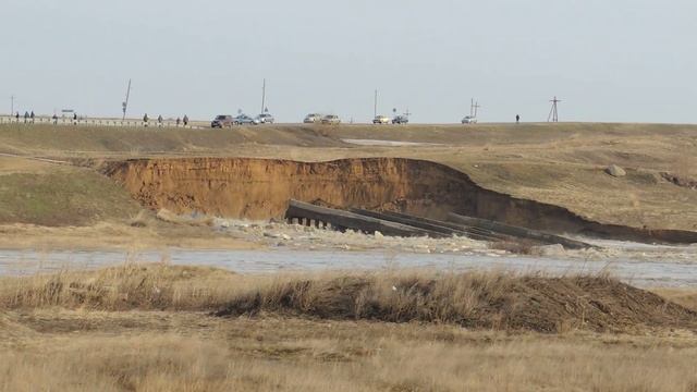 Алтайский край, Шипуновский район, с Шипуново, бывший водопад время 7:30 утра уже без моста смотреть онлайн