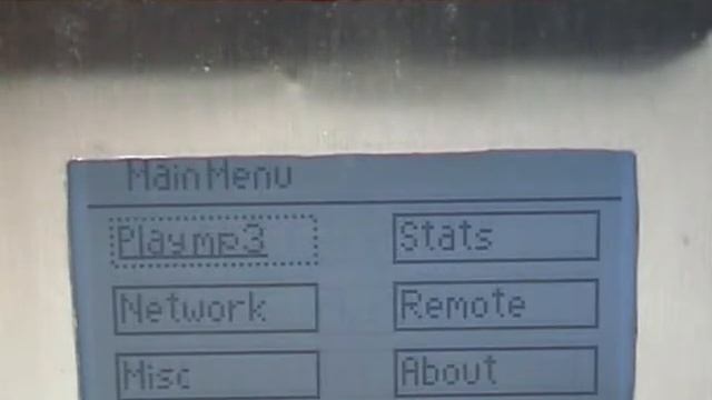 mp3 stream client with AVR and LCD смотреть онлайн