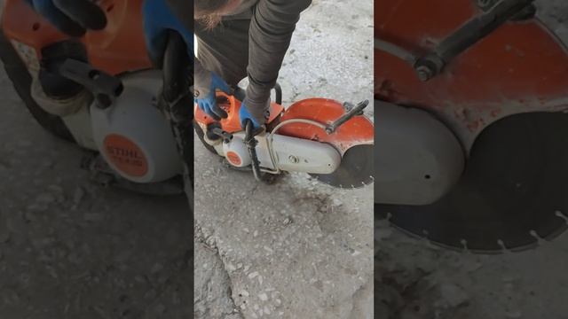 Как заводить и работать Бензорезом Stihl TS 420. Аренда в Симферополе. смотреть онлайн