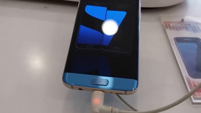 Samsung Galaxy S7 Edge Blue Coral | Hands-On | First Look смотреть онлайн