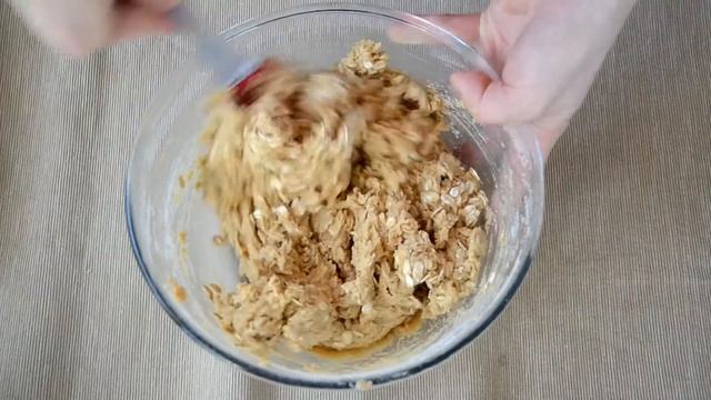 ОВСЯНОЕ ПЕЧЕНЬЕ С ИЗЮМОМ И КЛЮКВОЙ l Oatmeal Cookies with Cranberries and Raisins смотреть онлайн