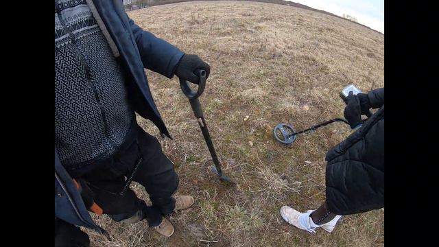 Первый коп. Красный глаз и куча шмурдяка смотреть онлайн