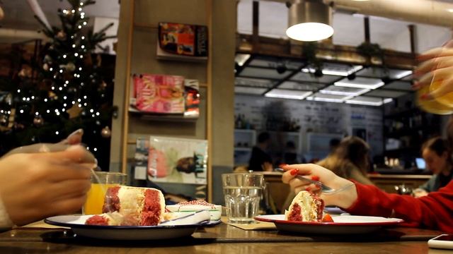 SWEET 17 ♡ САМЫЙ ЛУЧШИЙ ДЕНЬ РОЖДЕНИЯ & МОИ ПОДАРКИ смотреть онлайн