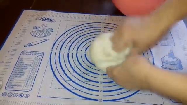 Хлеб в домашних условиях . Невероятно вкусный и очень воздушный .