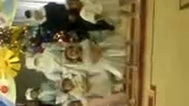 Танец 3 летней девочки Гангдам стаил смотреть онлайн