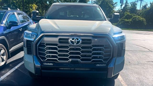 This 2024 Toyota Tundra Is On Another Level ?? смотреть онлайн