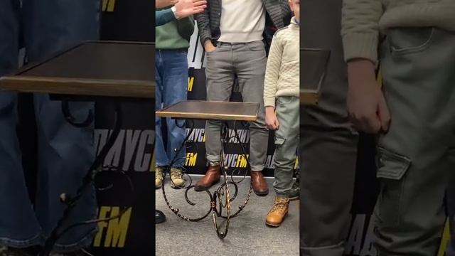 "Скрепка на дом" уже на восьмом этапе! Меняем стол холодной ковки смотреть онлайн