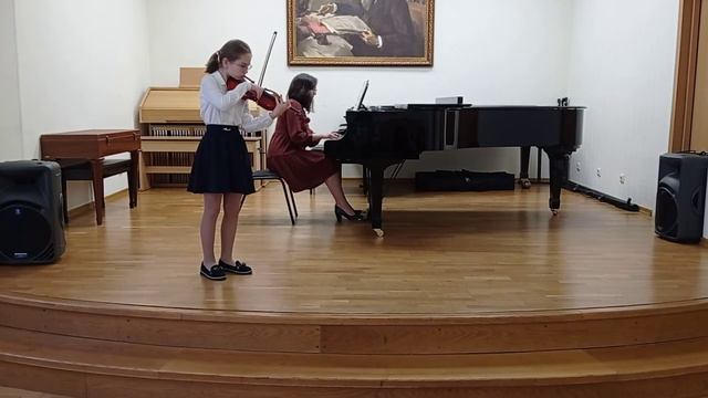 Катерина Якобчук, 11 лет. Дж. Перголези "Сицилиана", Ж. Обер "Престо". смотреть онлайн