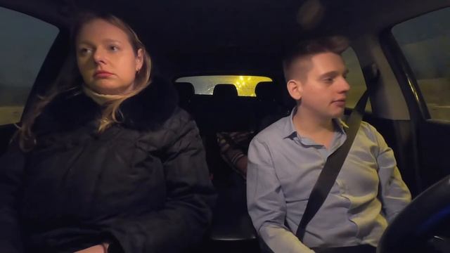 ИЗМЕНИЛА ПАРНЮ ПОКА ТОТ ЖДАЛ ЕЕ ДОМА, ПОШЛА НА СВИДАНИЕ С ДРУГИМ смотреть онлайн
