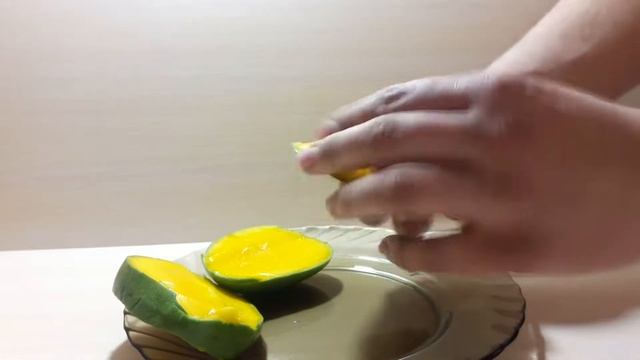 Как чистить манго? смотреть онлайн