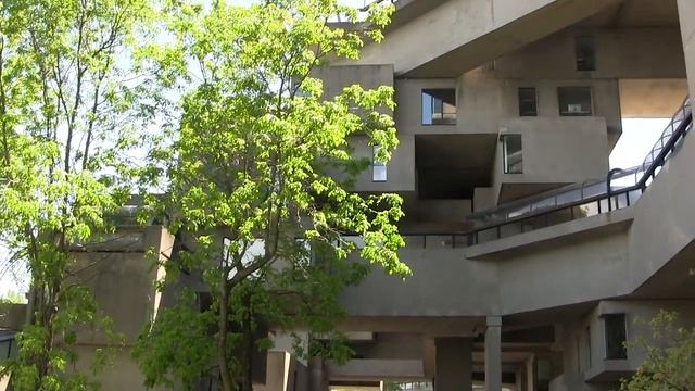 Take a look inside Montreal's Habitat 67 смотреть онлайн