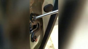 ремонт концевика задней двери на опеле Вектра ц@Opel587