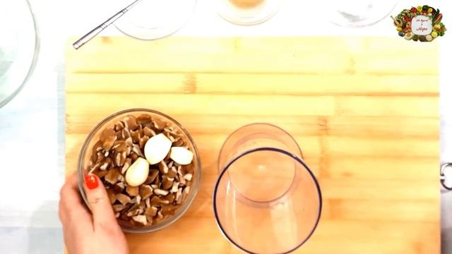 БАКЛАЖАНЫ С ОРЕХОВОЙ ЗАПРАВКОЙ.НЕЖНОЕ СОЧЕТАНИЕ ВКУСА И КРАСОТЫ ГРУЗИНСКАЯ КУХНЯ.Eggplants with nut смотреть онлайн