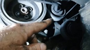 VW T5 Почему свистит и обрывает ремень генератора. Без лишних слов.