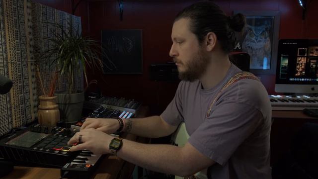 Sequencing Hydrasynth with Akai MPC One смотреть онлайн