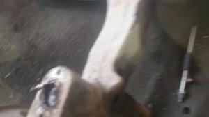 Бьет в руль, стук в руль газель