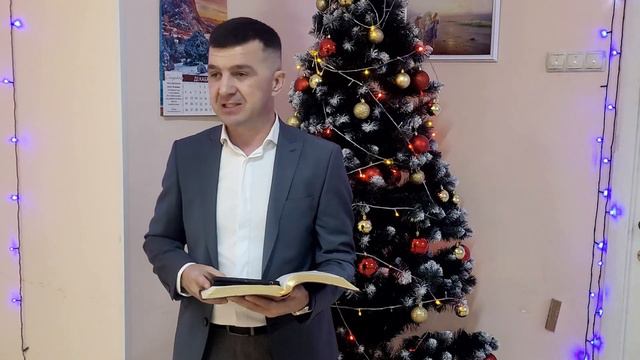 Новогоднее поздравление 2023 \ Краеугольный камень Симферополь смотреть онлайн