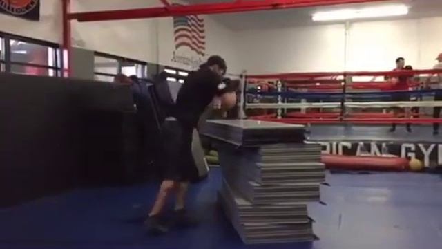 Tony Ferguson Hard готовиться к бою с  Khabib Nurmagomedov