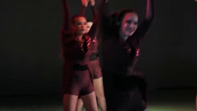 Центр танца Crush смотреть онлайн