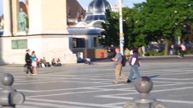Будапешт. Площадь Героев.MOV смотреть онлайн