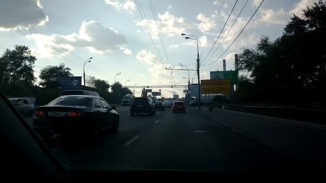 Жара и парень верхом на Порше смотреть онлайн