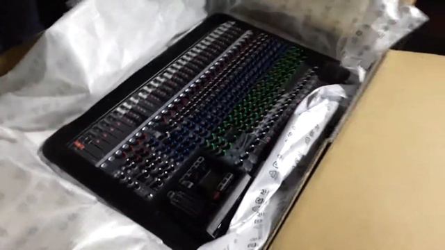 Unboxing Yamaha MGP24X смотреть онлайн