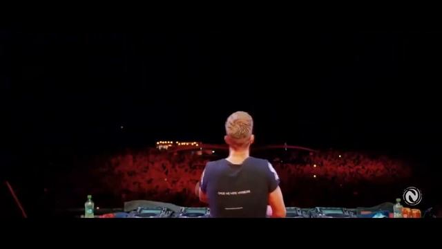 Armin Van Buuren Vs Hardwell Vs W&W - Ping Pong Vs Spaceman Vs Supa Dupa Fly (Music Vídeo)
