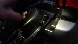 Амортизатор борта Mitsubishi L200 \\ Установка