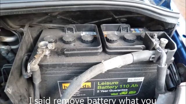 HOW TO FIND AND REPLACE THE GLOW PLUG RELAY ON A T5 2.5TDI VOLKSWAGEN смотреть онлайн