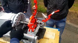 Резьбонарезной станок Ridgid Compact 300