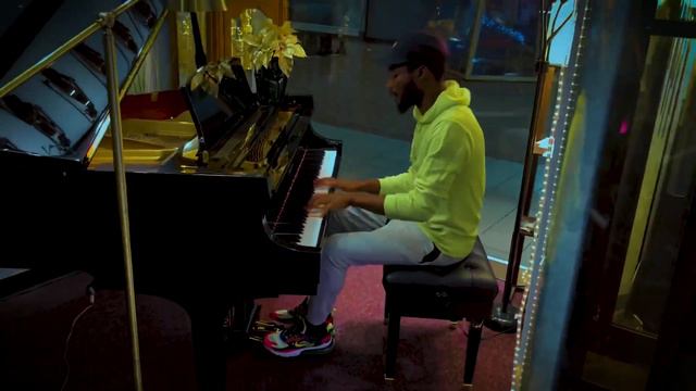 Jingle Bells - Amazing Piano Cover смотреть онлайн