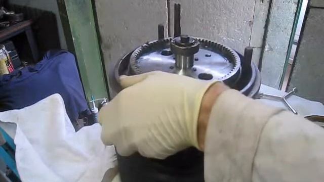 Упрощенный способ установки защитной гофры на колонну