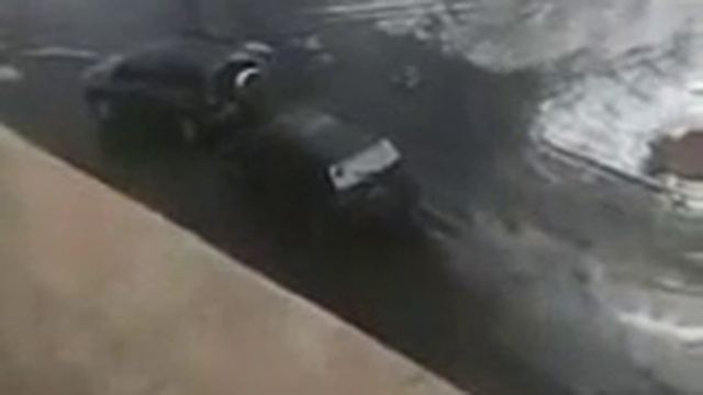 Автобитва двух дамочек смотреть онлайн