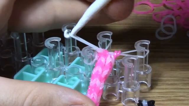 Круглый браслет "Рыбий хвост на 4 столбика" Rainbow Loom смотреть онлайн